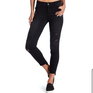 *SOLD* Jolt Distressed Black Jeans